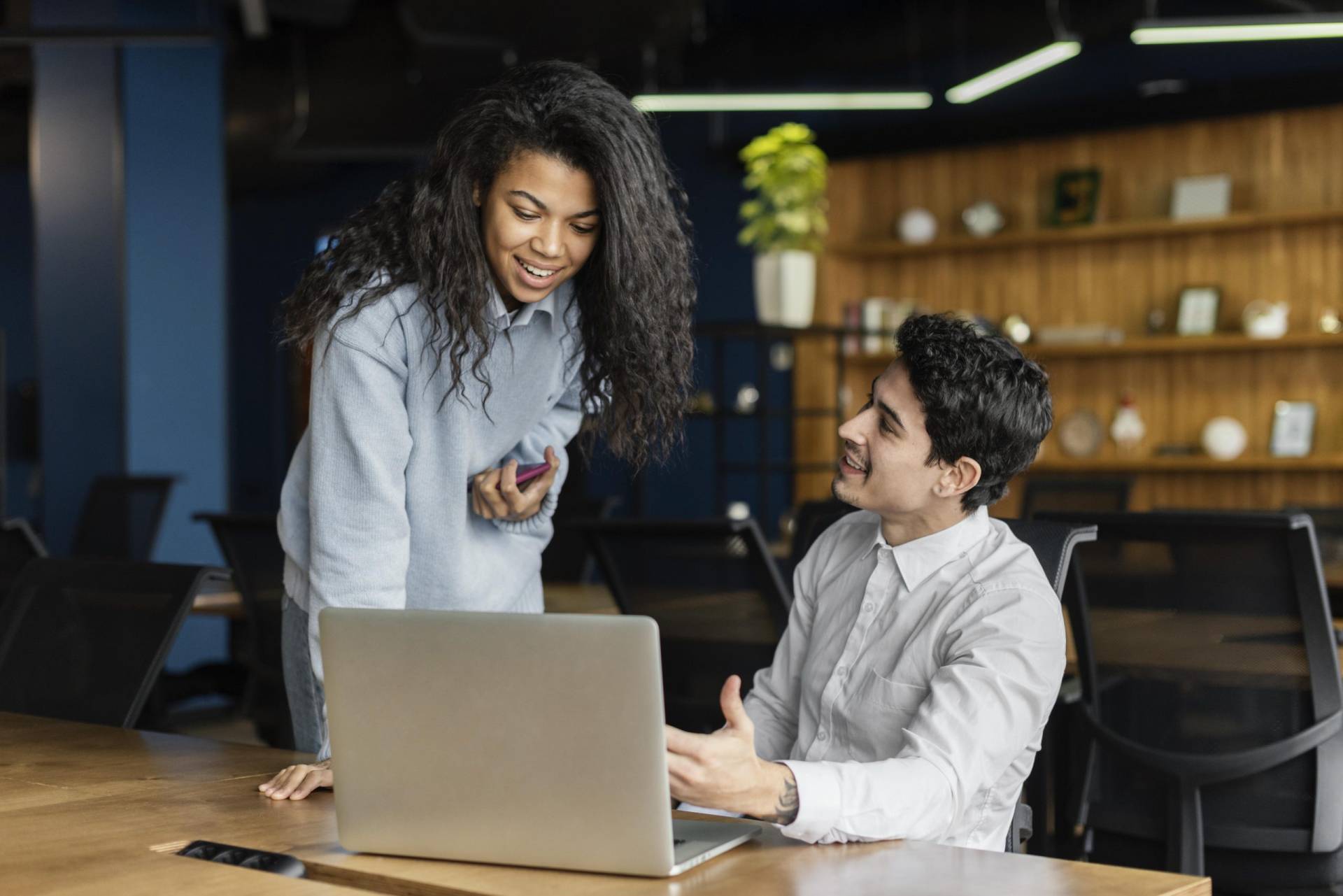 Economize tempo e simplifique burocracias de diversas formas.